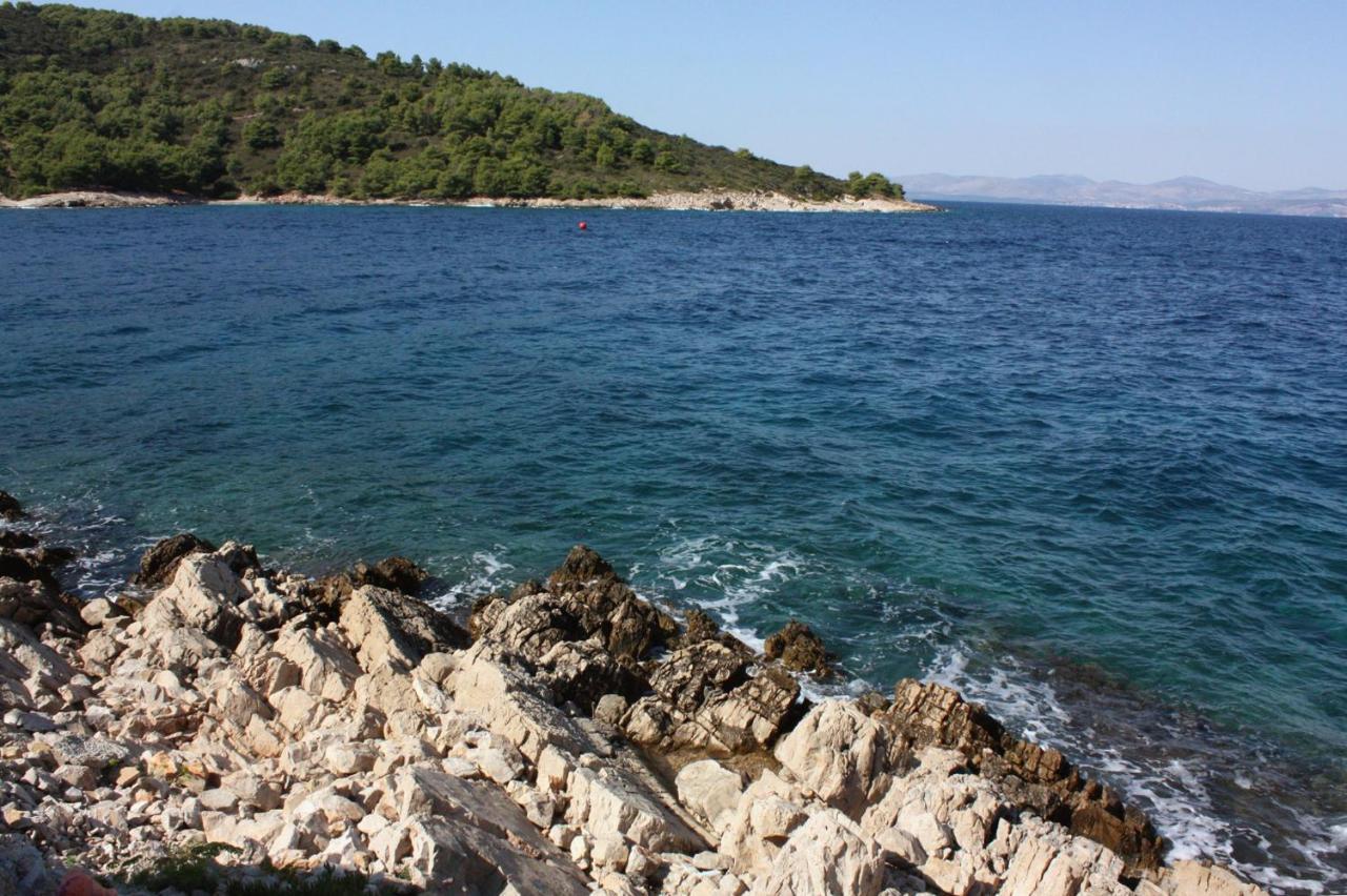 Apartments By The Sea Stomorska, Solta - 5190 المظهر الخارجي الصورة