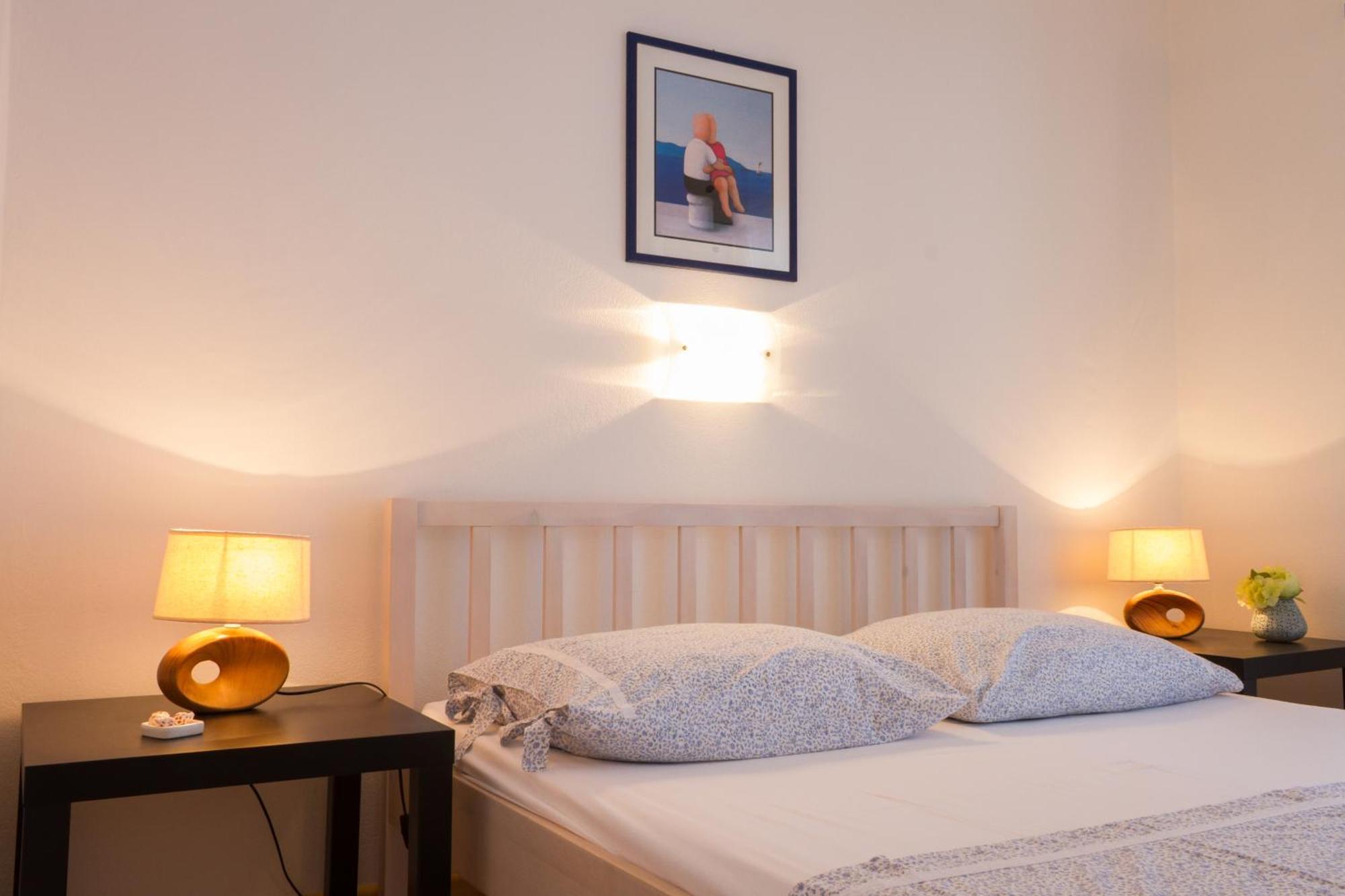 Apartments By The Sea Stomorska, Solta - 5190 المظهر الخارجي الصورة